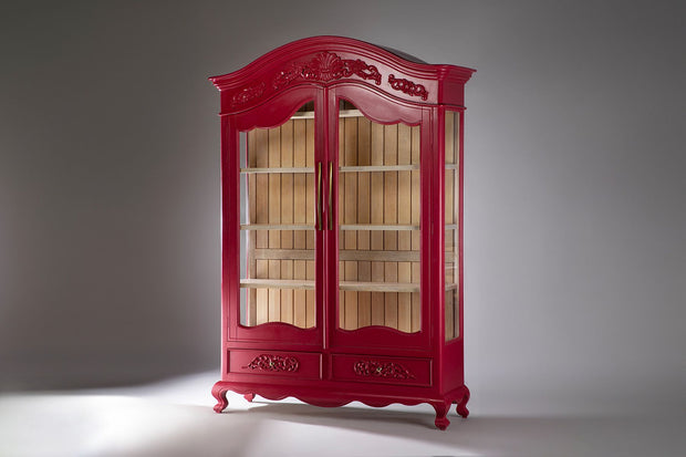 Scarlett Bookshelf