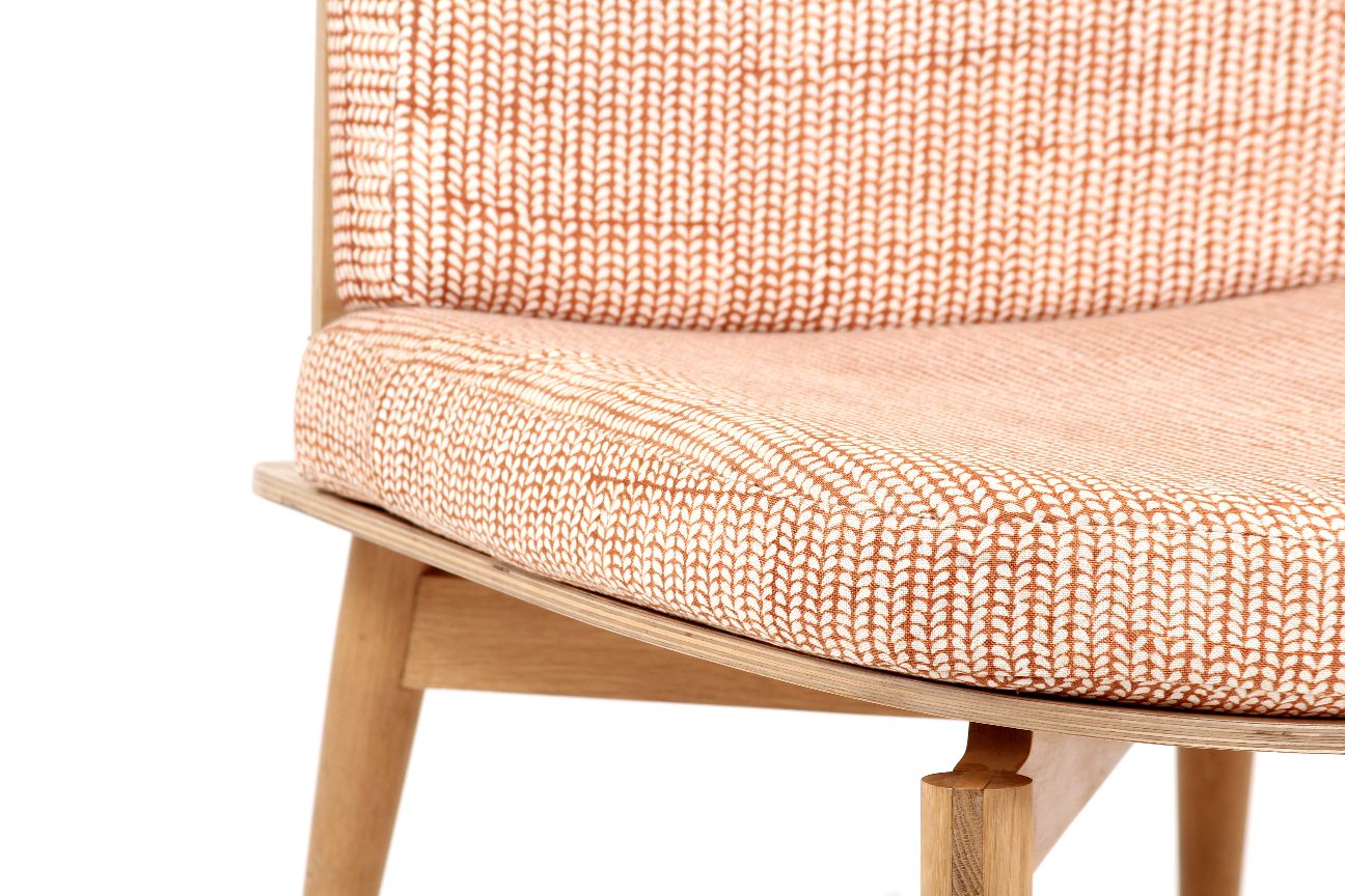 Shelf Single Seater Chair - I MEAN DESIGN