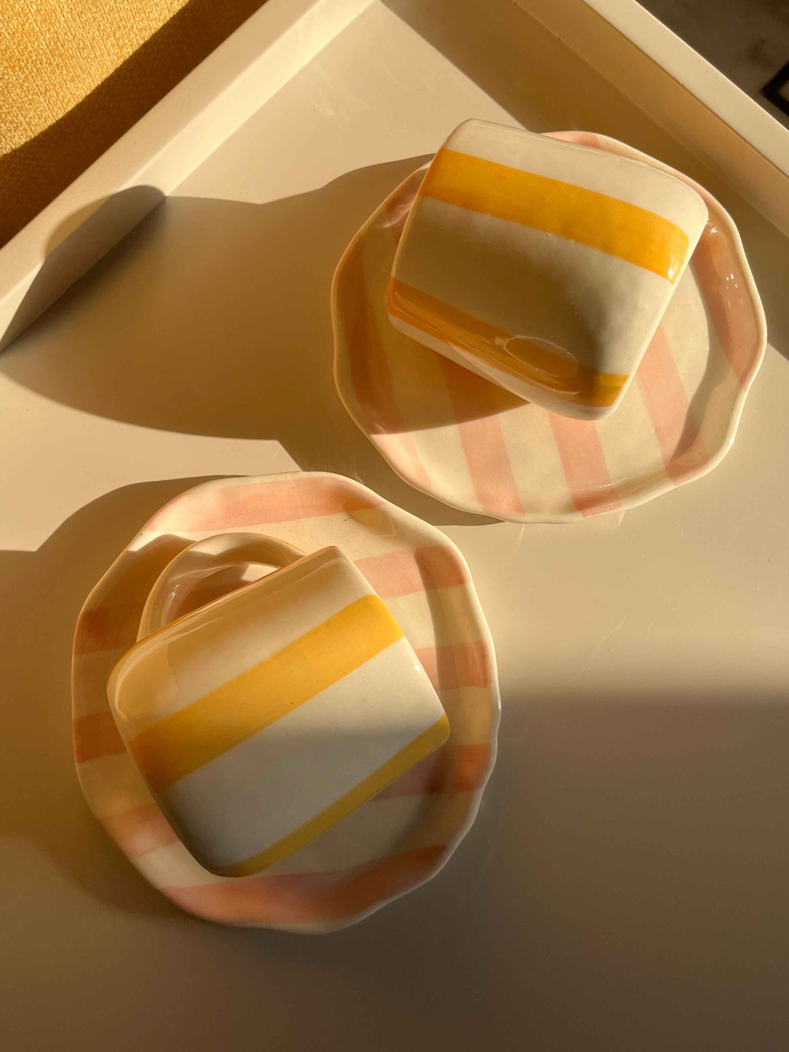 Taffy Time - Mugs & Plates Set