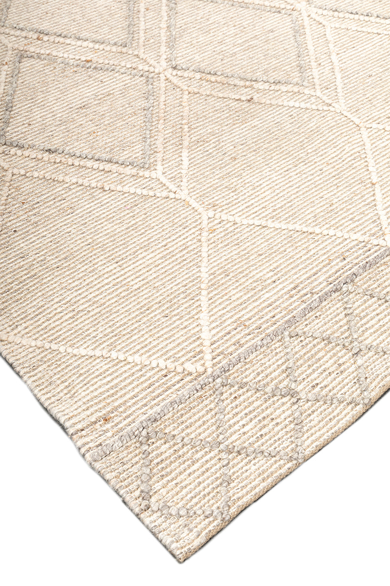 Kora Beige Pet 6x9 feet Rectangle Rug - I MEAN DESIGN