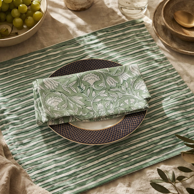 Verdant Loom Table Set