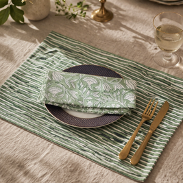 Verdant Loom Table Set