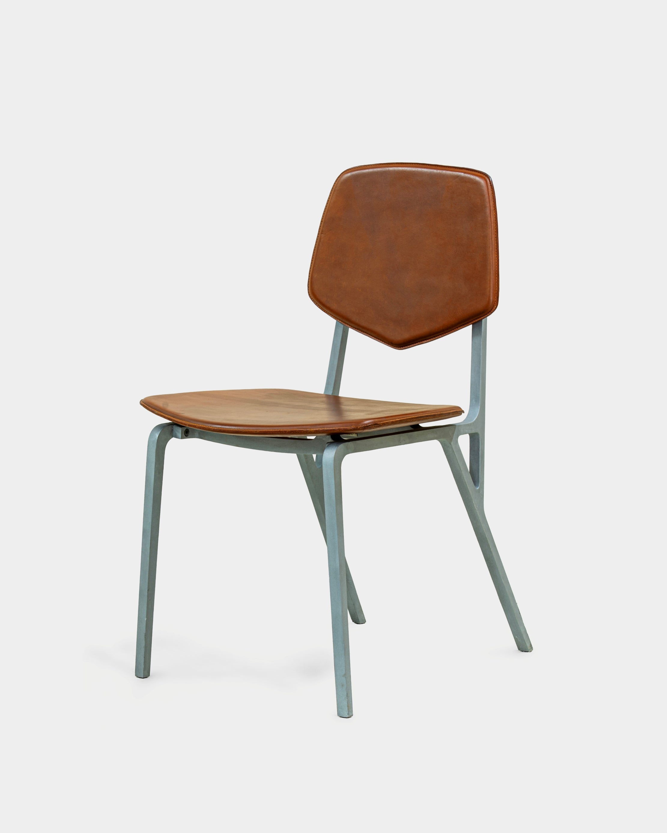 Yoga Dining Chair Leather - I MEAN DESIGN